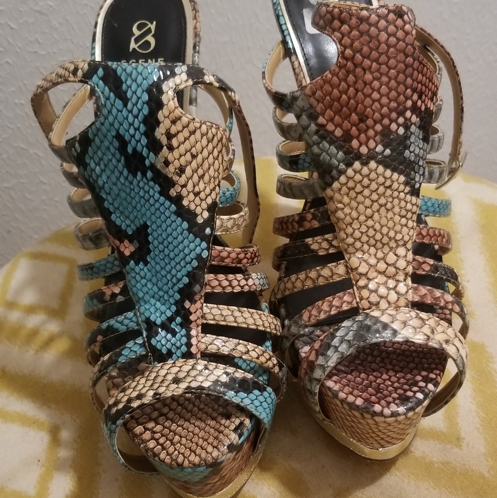 Heels - Picture 3 of 4